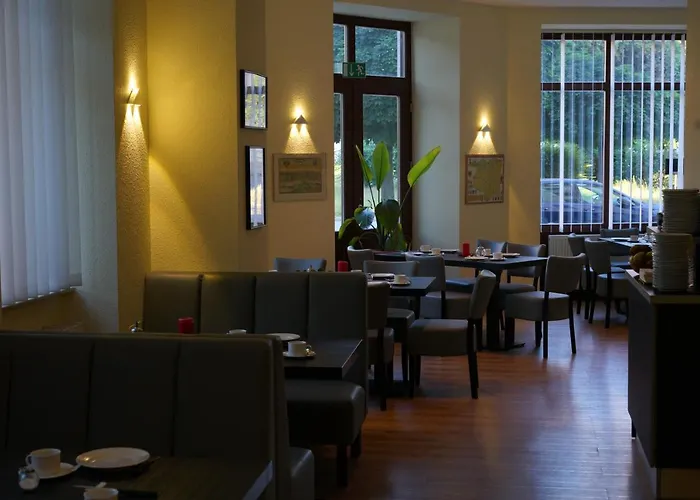 Gaestehaus Lisakowski Pension Am Brautwiesenpark
